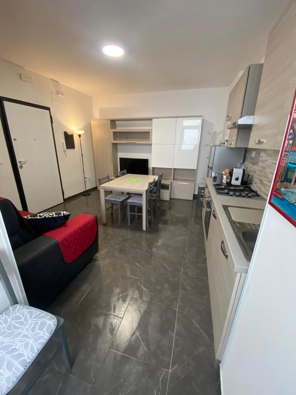 Appartement Little House à Reggio de Calabre Extérieur photo